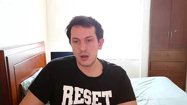 Snapshot of hardaftercum chatting on 10/28/25, 04:09 hardaftercum online show from 10/28/25, 04:09