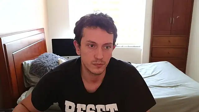 Snapshot of hardaftercum chatting on 10/29/25, 08:32 hardaftercum online show from 10/29/25, 08:32