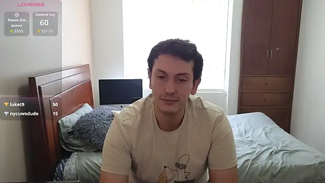 Snapshot of hardaftercum chatting on 10/31/25, 04:52 hardaftercum online show from 10/31/25, 04:52