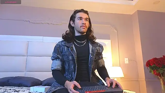 FreyrVik online show from 10/02/25, 04:25