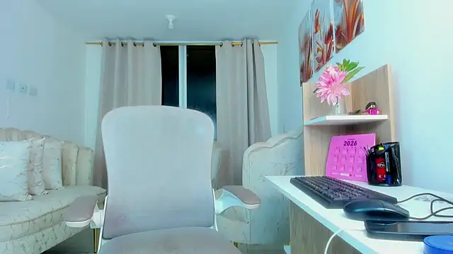 Snapshot of karol_f00x chatting on 03/05/26, 01:23 karol f00x online show from 03/05/26, 01:23