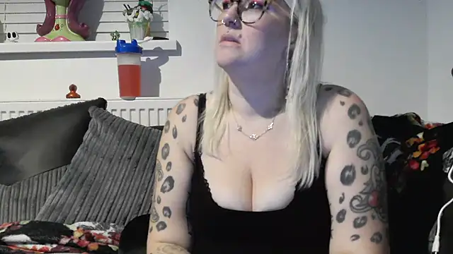 Sizzling Indie36 online show from 11/12/25, 05:13