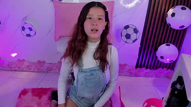 Sophie joyy online show from 06/18/26, 10:47