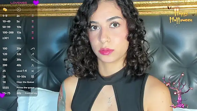 Snapshot of AliceStevens_ chatting on 10/23/25, 12:59 AliceStevens online show from 10/23/25, 12:59