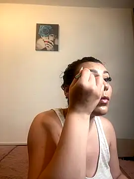 Snapshot of Natasha_Cameron22 chatting on 10/17/25, 10:12 Natasha Cameron22 online show from 10/17/25, 10:12