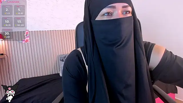 Layla arabelle online show from 05/03/26, 09:10