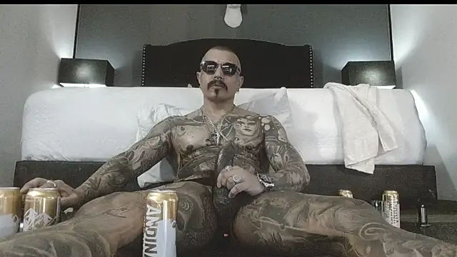 danilog515 online show from 11/13/25, 11:03