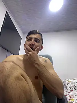 Snapshot of pareja_curiosa19 chatting on 01/16/26, 02:15 pareja curiosa19 online show from 01/16/26, 02:15