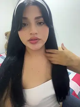 Snapshot of pareja_curiosa19 chatting on 04/16/26, 01:28 pareja curiosa19 online show from 04/16/26, 01:28