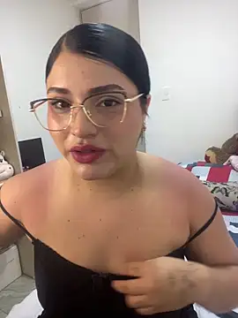 Snapshot of pareja_curiosa19 chatting on 04/20/26, 11:39 pareja curiosa19 online show from 04/20/26, 11:39
