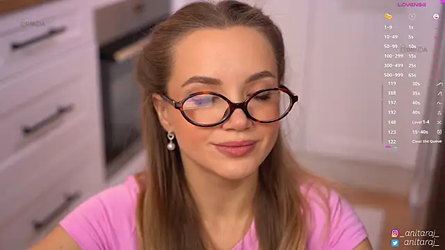 anitaraj  online show from 11/20/25, 06:40