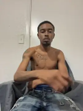 Snapshot of 9blk chatting on 02/25/26, 12:20 9blk online show from 02/25/26, 12:20