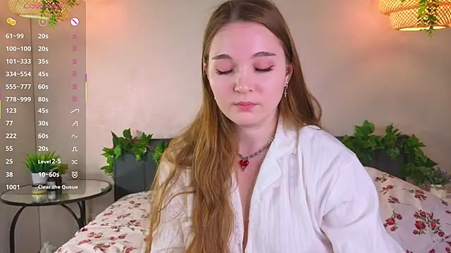 ConstanceHelms online show from 12/19/25, 05:03