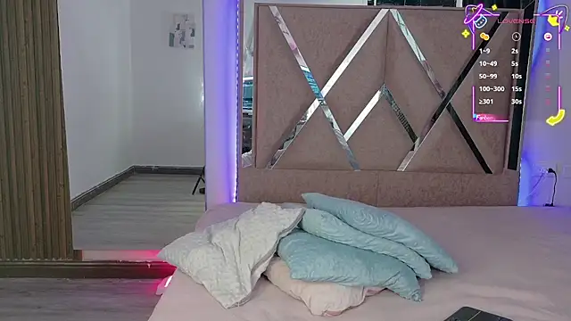 Ash Femboy online show from 10/19/25, 07:14