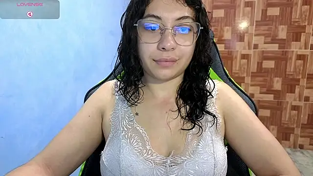 Snapshot of Mabbaldama chatting on 09/18/25, 02:08 Mabbaldama online show from 09/18/25, 02:08