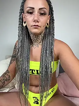 xxveraa vibe online show from 06/09/26, 07:58