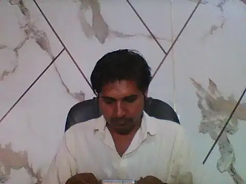 Snapshot of johnny8731 chatting on 03/20/26, 04:17 johnny8731 online show from 03/20/26, 04:17