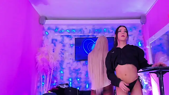 The Hot Ts Dolls online show from 07/25/26, 03:42