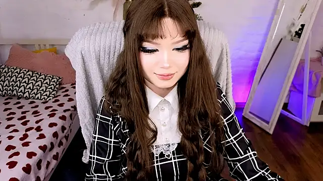 Snapshot of maddymystie chatting on 07/20/26, 01:57 maddymystie online show from 07/20/26, 01:57