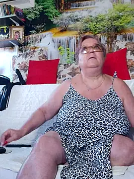 QueenPammy1 online show from 09/14/25, 06:45