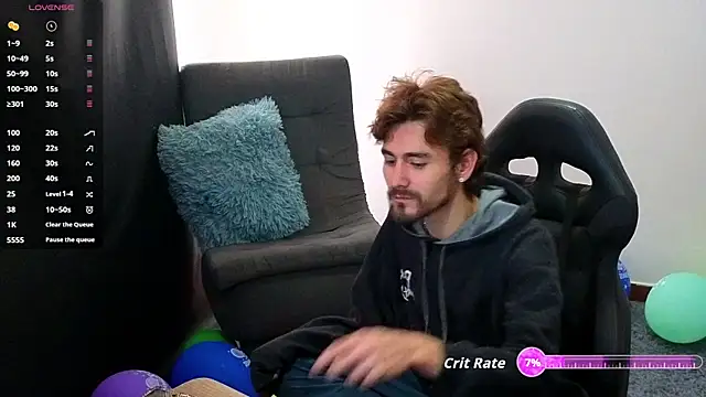 Snapshot of Aaron_malikk chatting on 09/25/25, 11:25 Aaron malikk online show from 09/25/25, 11:25