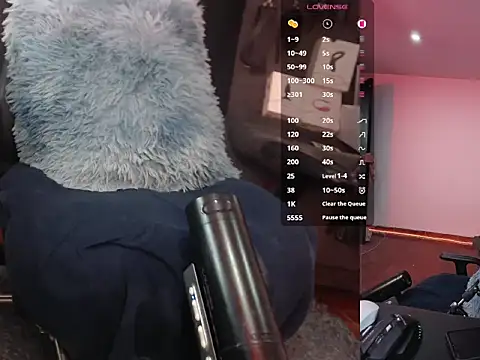 Snapshot of Aaron_malikk chatting on 11/13/25, 09:30 Aaron malikk online show from 11/13/25, 09:30