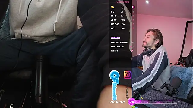 Snapshot of Aaron_malikk chatting on 11/14/25, 03:38 Aaron malikk online show from 11/14/25, 03:38