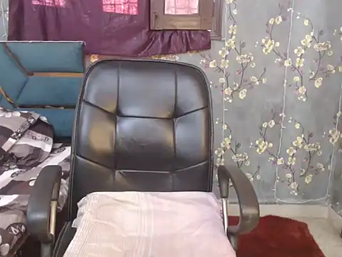 xnx nikki online show from 11/03/25, 08:59