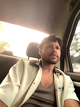 haku kanjy online show from 10/31/25, 12:28