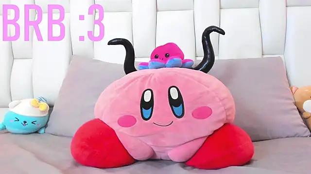 Snapshot of cherryboom23 chatting on 10/13/25, 06:41 cherryboom23 online show from 10/13/25, 06:41