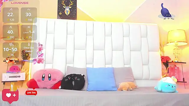 Snapshot of cherryboom23 chatting on 10/21/25, 07:47 cherryboom23 online show from 10/21/25, 07:47