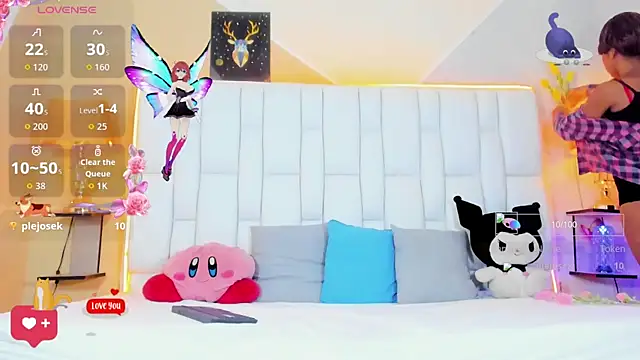 Snapshot of cherryboom23 chatting on 11/13/25, 07:24 cherryboom23 online show from 11/13/25, 07:24