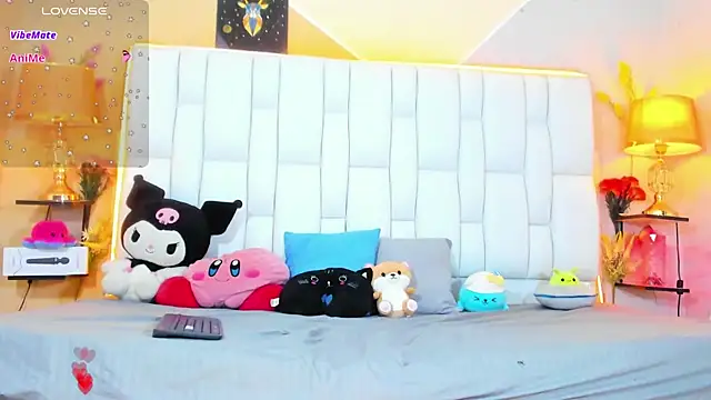 Snapshot of cherryboom23 chatting on 11/18/25, 06:12 cherryboom23 online show from 11/18/25, 06:12