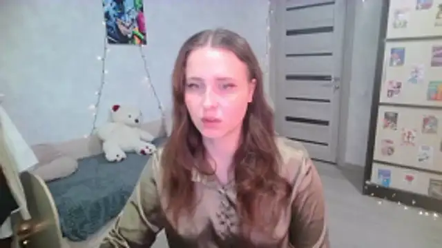 BarbiePieer online show from 11/16/25, 07:19