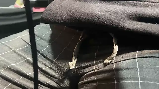 Snapshot of Max_965 chatting on 12/03/25, 10:19 Max 965 online show from 12/03/25, 10:19