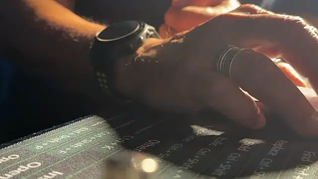 Snapshot of Max_965 chatting on 12/19/25, 08:38 Max 965 online show from 12/19/25, 08:38