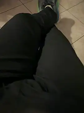 Snapshot of Max_965 chatting on 02/28/26, 01:50 Max 965 online show from 02/28/26, 01:50