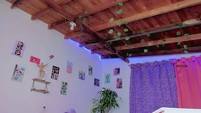 Snapshot of sexys_ladys_htt chatting on 10/23/25, 06:17 sexys ladys htt online show from 10/23/25, 06:17