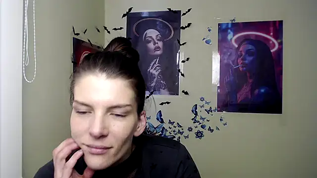 VanessaRey  online show from 03/20/25, 07:47