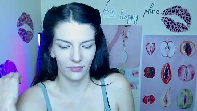 VanessaRey  online show from 11/13/25, 07:13