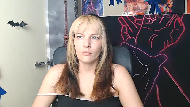 VanessaRey  online show from 06/21/26, 06:38