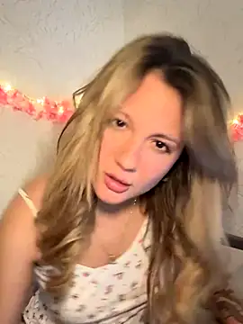 mollygirll online show from 10/09/25, 04:05