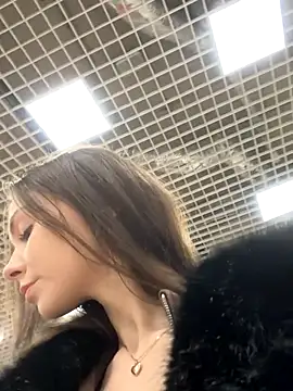 MilaBee online show from 01/08/26, 10:28