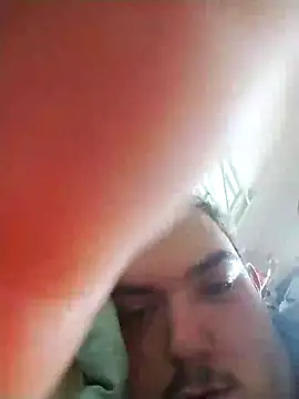 Snapshot of Piono chatting on 03/18/25, 02:48 Piono online show from 03/18/25, 02:48