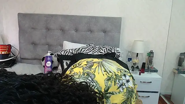 ScarlettGreen  online show from 05/04/26, 11:17
