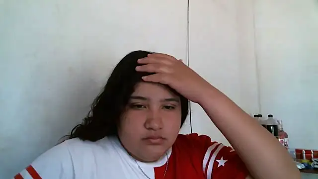 Snapshot of Valeria_Tiffany chatting on 03/24/26, 04:56 Valeria Tiffany online show from 03/24/26, 04:56