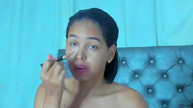 NikkiStarrr online show from 10/25/25, 10:45