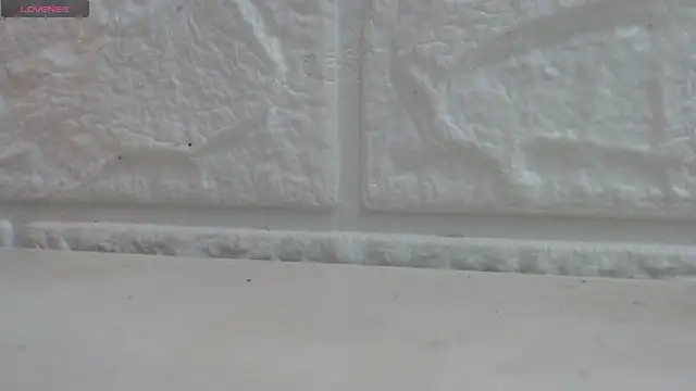 nei girl online show from 12/14/25, 01:44