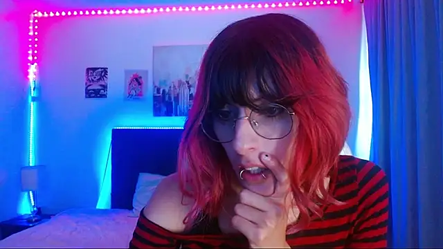 goth minerva online show from 11/22/25, 01:32