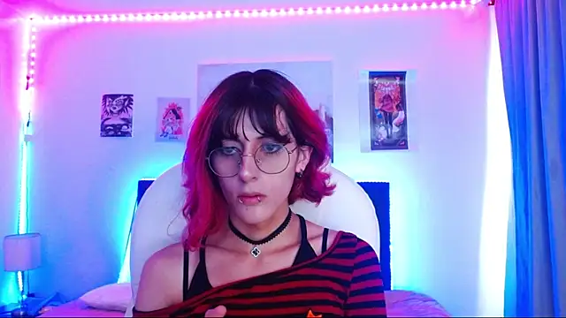 goth minerva online show from 11/25/25, 01:22